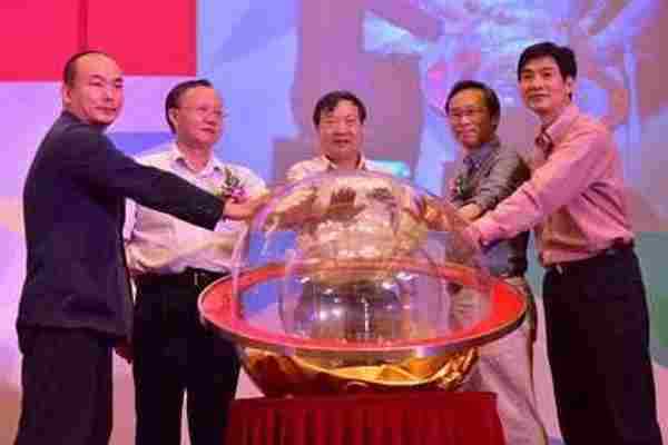 2015中国电子竞技大会启动 英雄联盟领衔开战