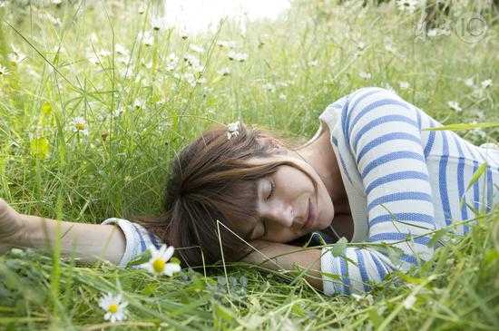 春天睡懒觉易导致五种疾病|睡懒觉|心脏|肠胃
