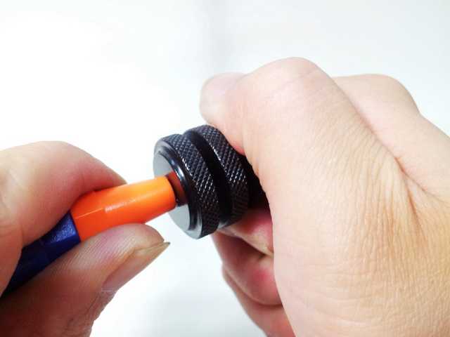 美工课时间到啦45:DIY自制作遮光软管怪手教程