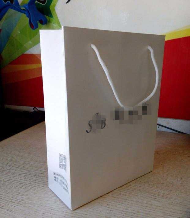 PS怎么设计一款立体的纸质包装袋?